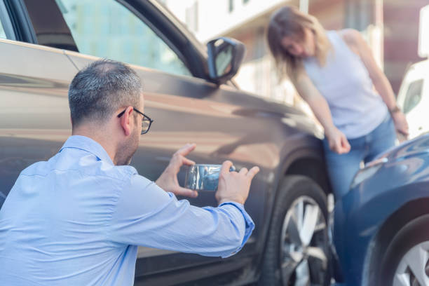 Professional Car Insurance Near Me technician working in Paris, IL